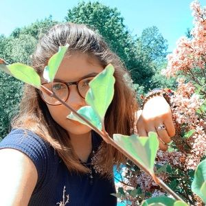 Meet your Posher, Emily